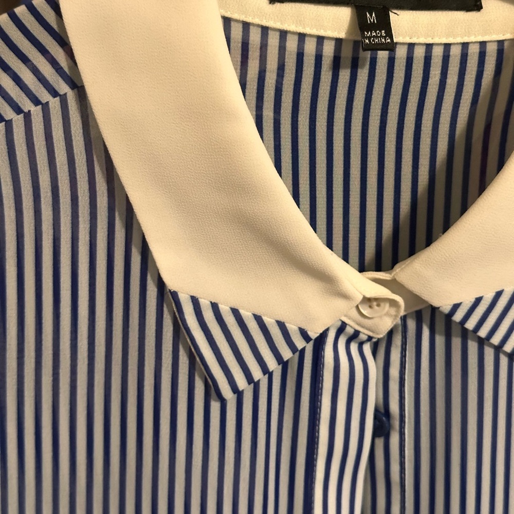 Elie Tahari TREND Blue and White Striped Button Down Shirt - Picture 4 of 10